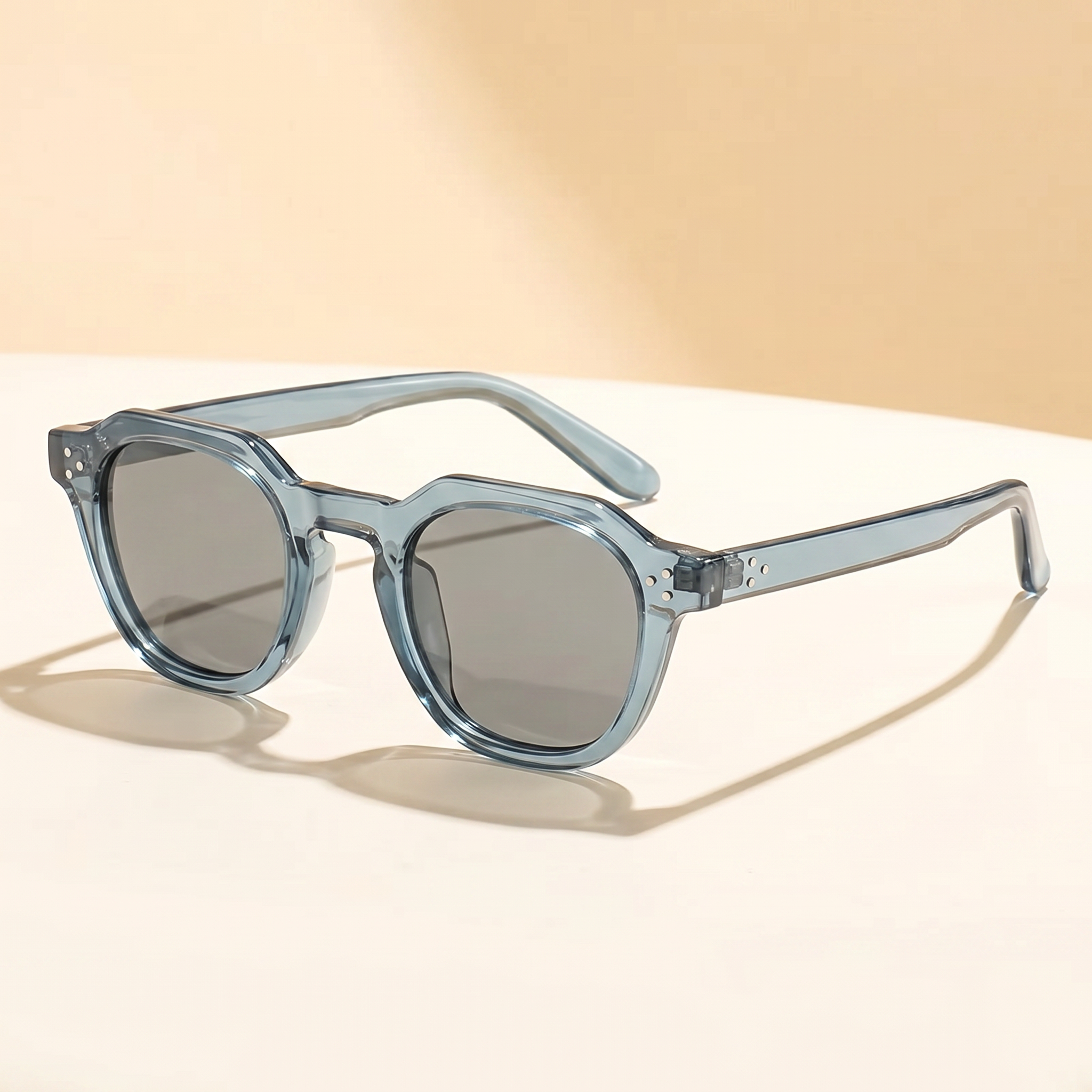 RetroShade™ - Klassieke stijl. Moderne bescherming.