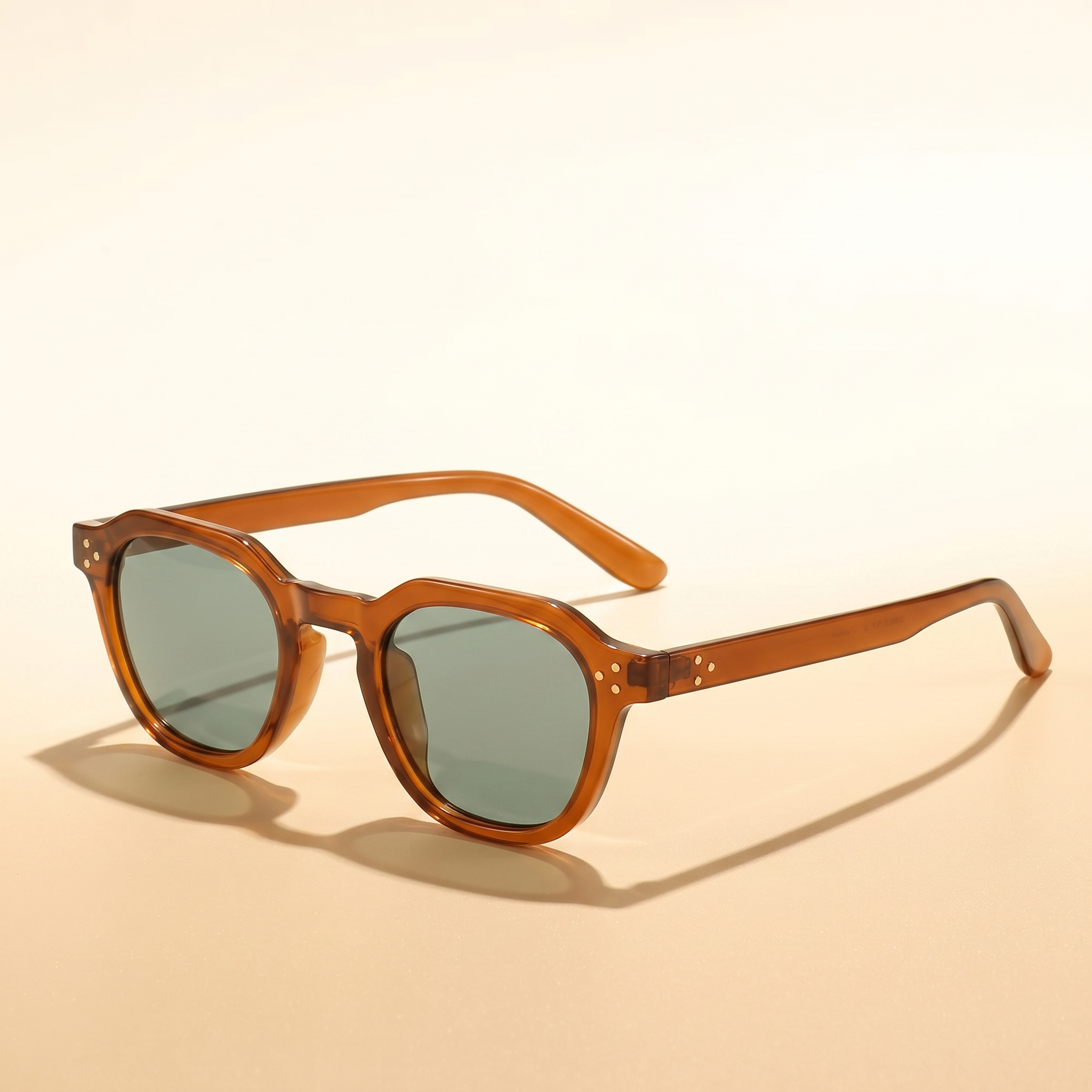 RetroShade™ - Klassieke stijl. Moderne bescherming.